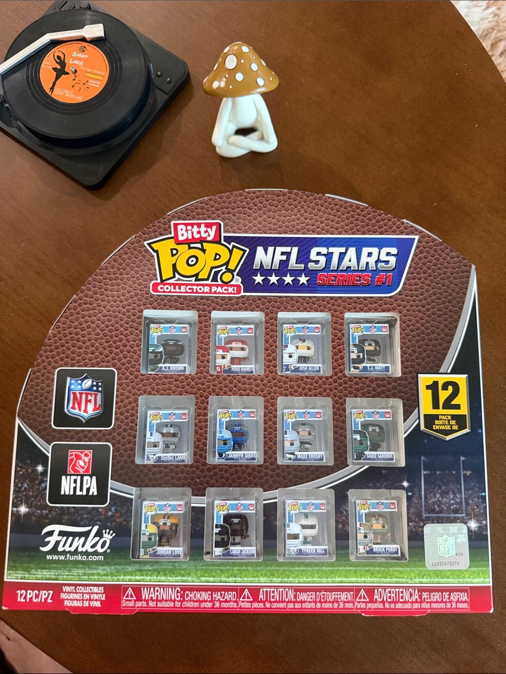 Funko Bitty Pop! NFL Stars Series #1 Collector Pack - Brown, White, Blue.SEALED.